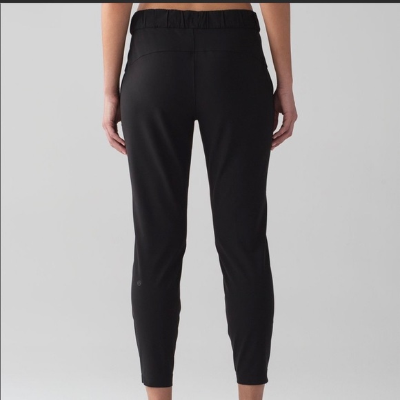 Lululemon On the Fly Pant *Luxtreme* - Picture 2 of 6
